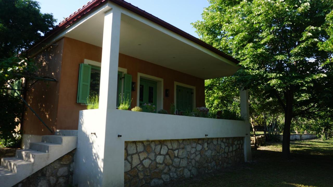Kavet Palio Cottage Palaiontsiflikion Exterior photo